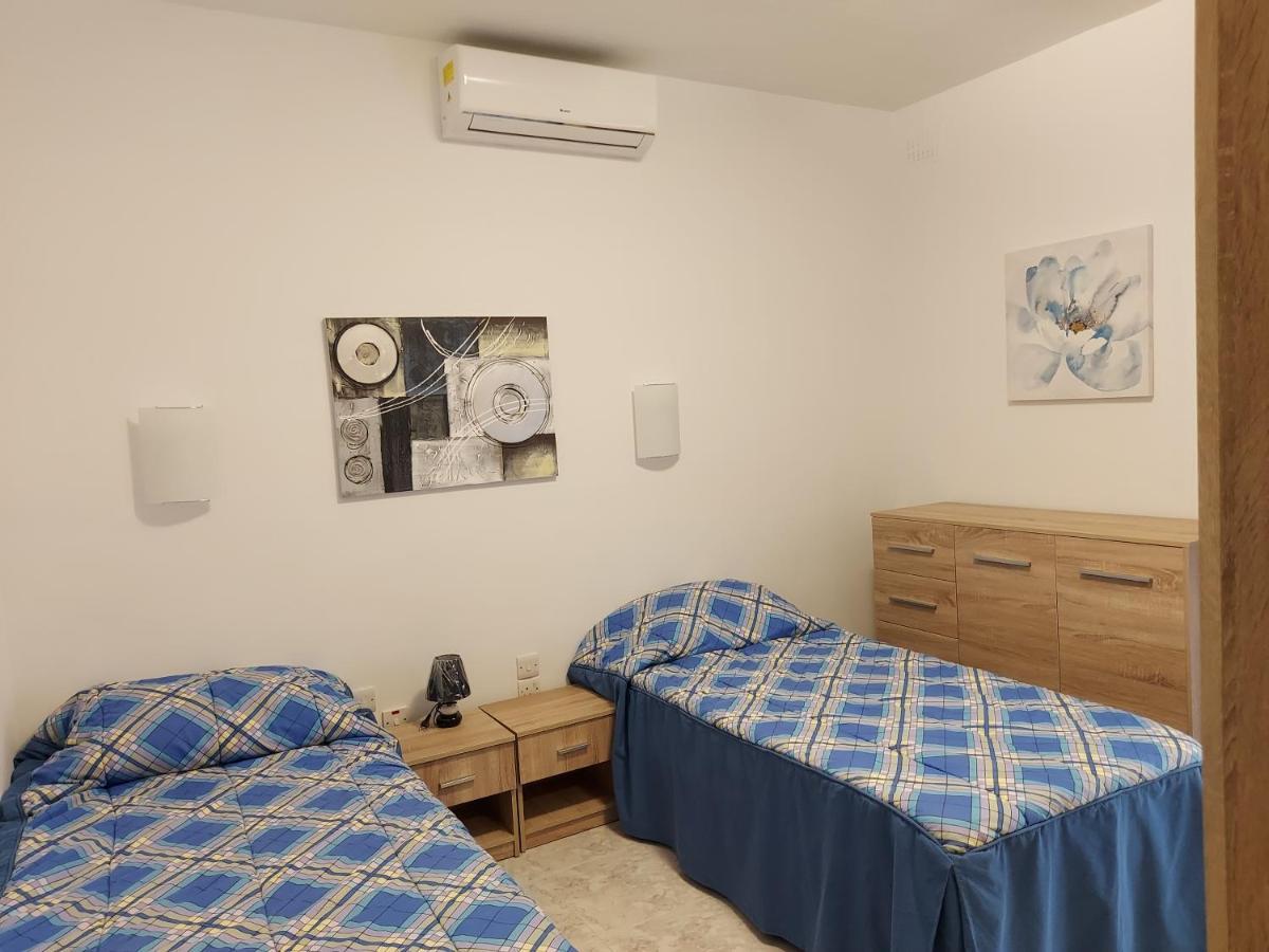 Gizimina Apartment In Marsascala Malta Few Minutes Away To The Beach Марсаскала Екстериор снимка