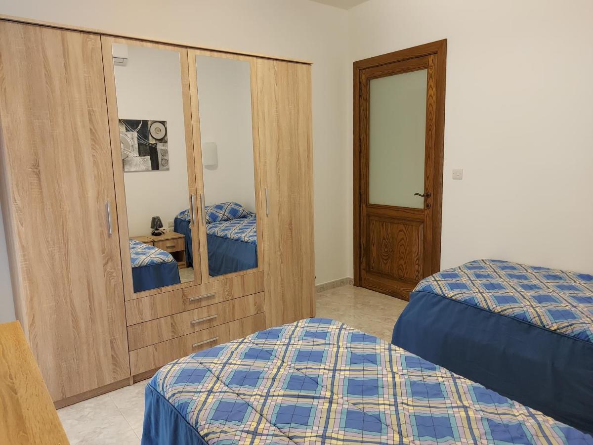 Gizimina Apartment In Marsascala Malta Few Minutes Away To The Beach Марсаскала Екстериор снимка